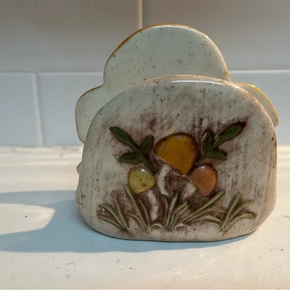 Vintage VTG Signed 1970’s Antique Arnel's Mushroom
Napkin Holder - Picture 6 of 6